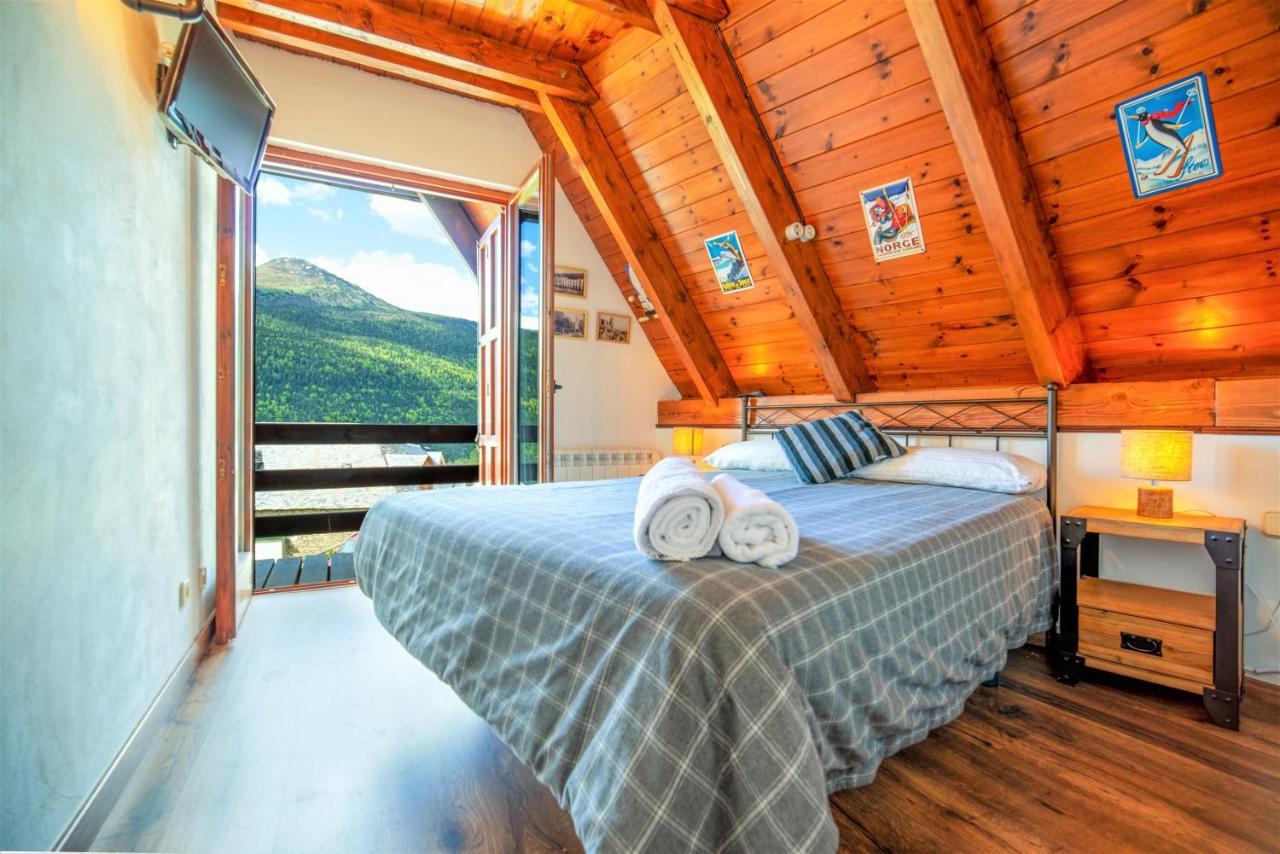 Apartamentos Aran Montcorbau Exteriör bild