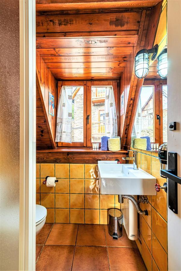 Apartamentos Aran Montcorbau Exteriör bild