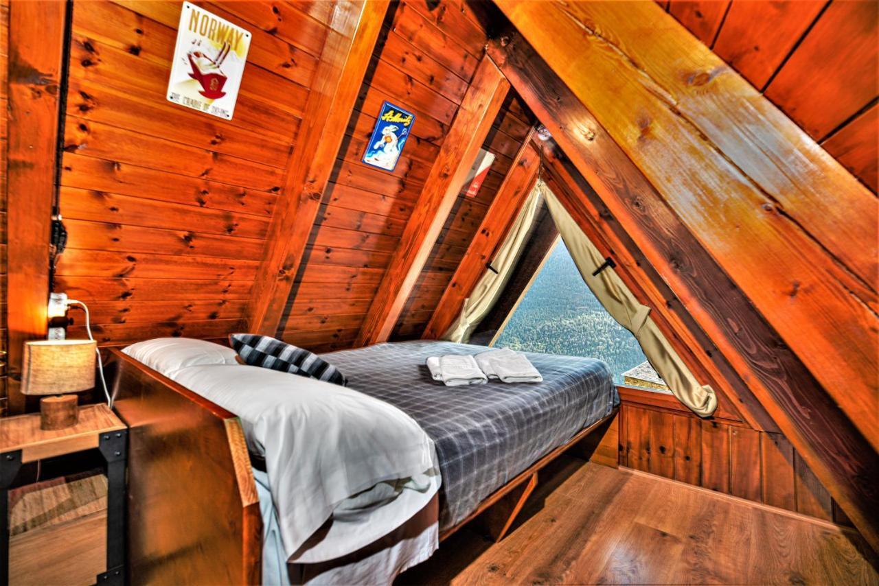 Apartamentos Aran Montcorbau Exteriör bild